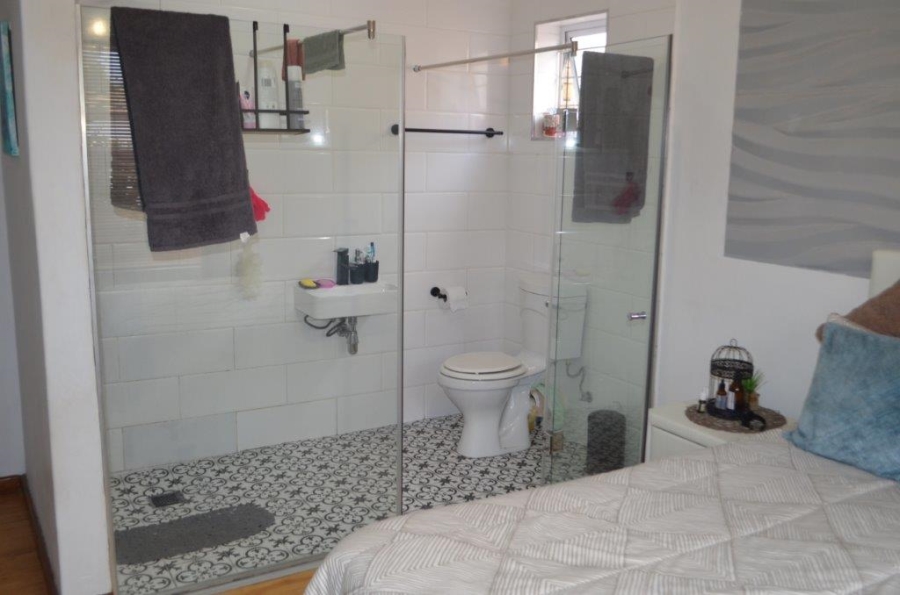 3 Bedroom Property for Sale in Jagtershof Western Cape